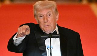 ٹرمپ کی سپریم کورٹ کے فیصلے سے فائدہ اٹھانے کی کوشش پر مزید ٹیرف لگانے کی دھمکی