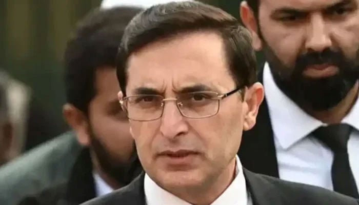 بانی پی ٹی آئی کے طبی معائنے کے بعد اطلاع دی گئی، بیرسٹر گوہر