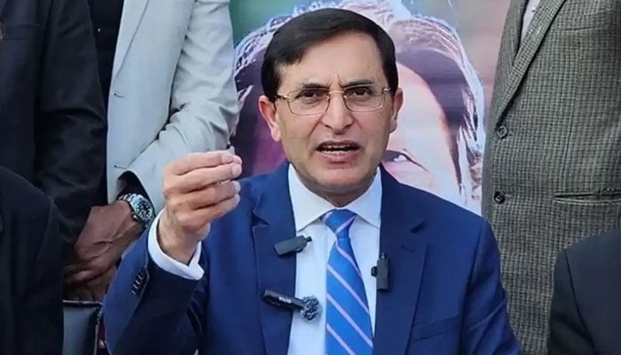 بانی کے دوسرے چیک اپ سے متعلق پیشگی اطلاع نہیں دی گئی، بیرسٹر گوہر