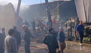 ایران: فوج کا ہیلی کاپٹر پھلوں کی مارکیٹ پر گر کر تباہ، پائلٹ، معاون پائلٹ اور 2 دکاندار جاں بحق