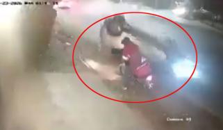 کراچی: بےقابو گاڑی کی ٹکر سے جاں بحق رائیڈر کے ورثا نے ڈرائیور کو معاف کردیا