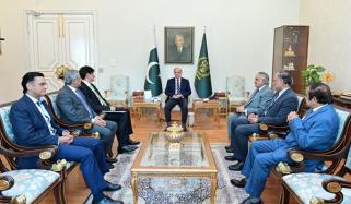 سندھ کے ترقیاتی منصوبوں پر وزیراعلیٰ کی وزیراعظم کو بریفنگ