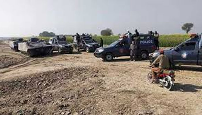 راجن پور آپریشن: ڈاکو تنویر انڈھڑ اور ظفری جھبیل نے بھی سرنڈر کردیا