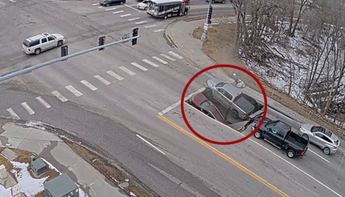 فوٹو: اسکرین گریب