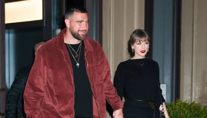 Taylor Swift radiates glam in black on post-blizzard outing with Travis Kelce
