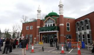 مانچسٹر کی مسجد میں ایک شخص کے بیگ سے ہتھیار برآمد