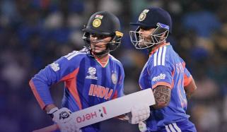 ٹی20ورلڈکپ، سپر ایٹ: بھارت کا زمبابوے کو 257 رنز کا ہدف