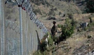 پاکستان کا آپریشن غضب للحق، چن چن کا افغان طالبان رجیم پوسٹوں کو نشانہ بنایا جارہا ہے: ذرائع