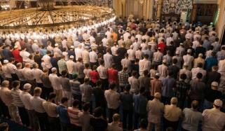 مصروفیت یا تھکاوٹ کی وجہ سے 20 رکعات سے کم تراویح پڑھنے کا حکم