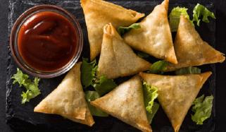 رمضان المبارک کی افطاری کا خاص تکہ سموسہ