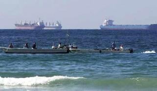 ایرانی پاسدان انقلاب نے آبنائے ہرمز بند کرنے کا اعلان کردیا