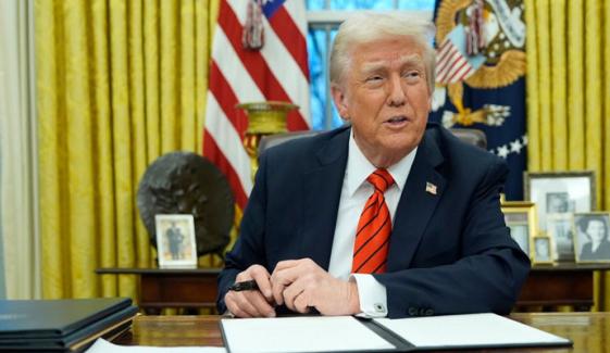 نیٹو پر اربوں ڈالرز خرچ کیے، ہمارے دفاع کیلئے موجود نہیں، آبنائے ہُرمز کھلوانے میں مدد نہ دینے پر ٹرمپ کے شکوے