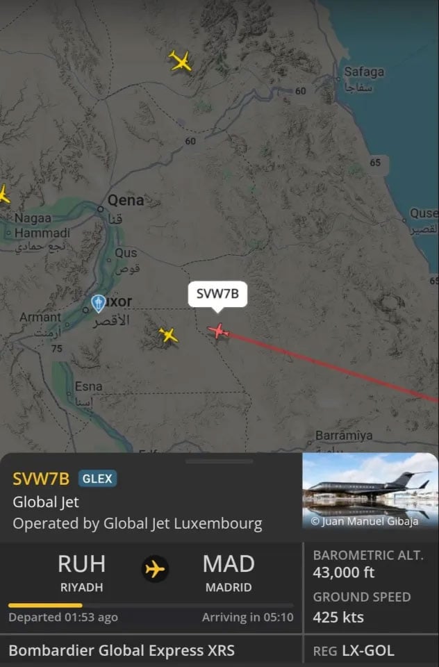 رونالڈو کا نجی طیارہ رات گئے مصر اور بحیرۂ روم کے اوپر سے گزرتے ہوئے اپنی منزل کی جانب بڑھتا دیکھا گیا — تصویر بشکریہ عالمی میڈیا