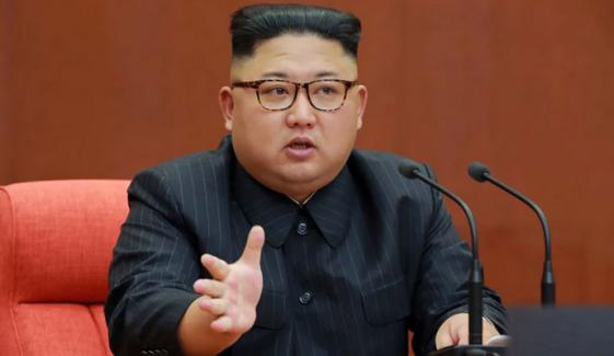 شمالی کوریا کا نیا بحری طاقت کا مظاہرہ: کم جونگ ان کی زیرِ نگرانی کروز میزائل کا کامیاب تجربہ