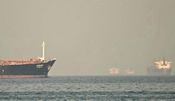 ایران جنگ: خلیجی خطے میں تیل اور گیس کی ترسیل شدید دباؤ کا شکار، امریکی میڈیا