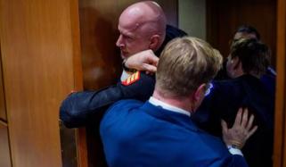 ایران پر حملہ، اسرائیل کیخلاف آواز اٹھانا سابق امریکی اہلکار کا جرم بن گیا