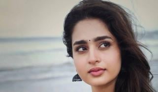 زیادتی کی کوشش کا شکار رہ چکی، آن لائن بدسلوکی زخموں کو پھر تازہ کردیتی ہے، عائشہ خان