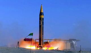 اسرائیلی بن گوریون ایئر پورٹ و ایئر بیس پر ایران کا خرمشہر 4 بیلسٹک میزائل سے حملہ