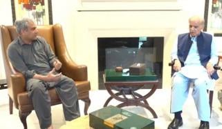 وزیراعظم شہباز شریف کی محسن نقوی کی رہائش گاہ آمد، عیادت بھی کی