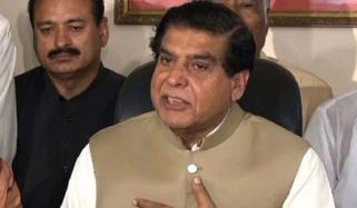 پیٹرول یکمشت 55 روپے فی لیٹر منہگا کرنے کو مسترد کرتے ہیں: راجہ پرویز اشرف