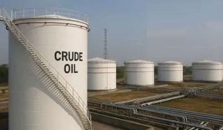 بھارت میں ایندھن ذخائر میں روز بروز اضافہ، پیڑول ڈیزل قیمیں بڑھانے کا ارادہ نہیں، رپورٹ