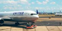 ’ہیڈ فون نہیں تو پرواز نہیں‘، یونائیٹڈ ایئر لائنز کا نیا سفری قانون متعارف