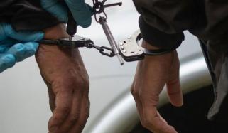 کراچی: لیاری میں کارروائی، منشیات فروش گروہ کے 2 اہم کارندے گرفتار