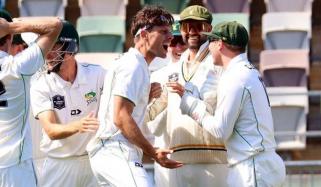 نیوزی لینڈ کے فاسٹ بولر بریٹ رینڈل نے نئی تاریخ رقم کر دی