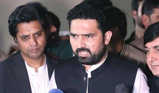 پیٹرول کی مد میں موٹر سائیکل والوں کیلئے 2200 روپے کا اعلان کرتے ہیں، سہیل آفریدی 