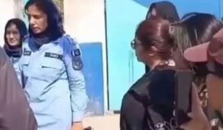 عورت مارچ کی زیر حراست خواتین پر کوئی مقدمہ درج نہیں، وکیل