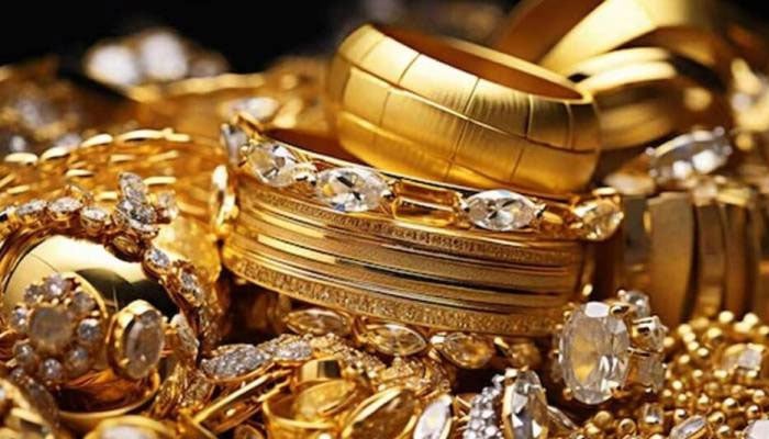 سونا پھر سستا، فی تولہ کتنے کا ہوگیا؟