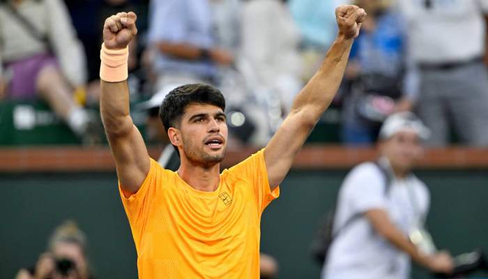 Alcaraz battles back to beat Arthur Rinderknech, remains unbeaten in 2026