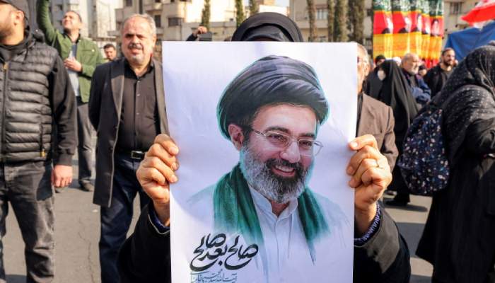 Khameneis apartments near Israeli embassy in London spark serious warning