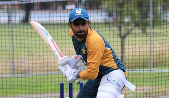 بابر کا پرانی بیٹنگ تکنیک بحال کرنے کیلئے کام شروع