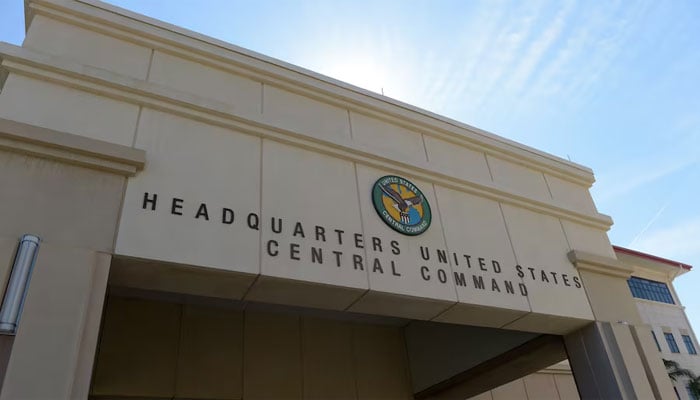 ایران آبنائے ہرمز پر بندرگاہوں کو فوجی کارروائیوں کیلئے استعمال کر رہا ہے، شہری دور رہیں، سینٹکام