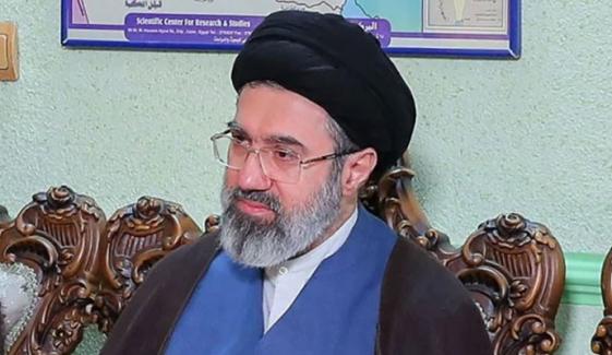 نئے سپریم لیڈر مجتبیٰ خامنہ ای خیریت سے ہیں: ایرانی مشیر