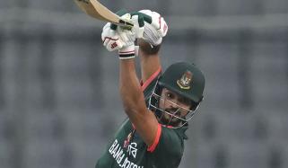 پہلا ون ڈے: بنگلادیش نے پاکستان کو 8 وکٹوں سے ہرا دیا