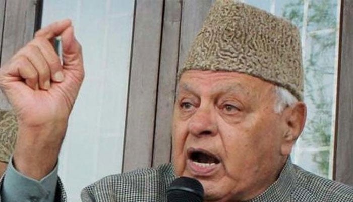 مقبوضہ کشمیر کے سابق وزیراعلیٰ فاروق عبداللّٰہ مبینہ قاتلانہ حملے میں بال بال بچ گئے