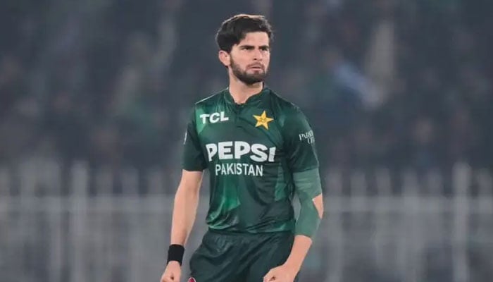 پاکستان کرکٹ ٹیم کے فاسٹ بولر شاہین آفریدی—فائل فوٹو