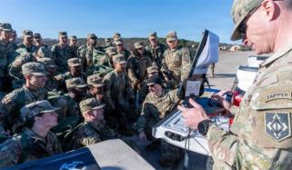 امریکا نے 4 جدید فوجی ڈرون چوری ہونے پر ملزم کو پکڑنے کیلئے عوام سے مدد مانگ لی