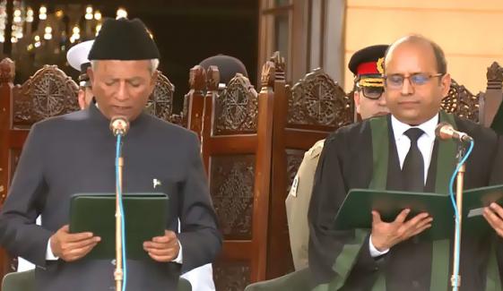 نہال ہاشمی نے گورنر سندھ کے عہدےکا حلف اٹھا لیا