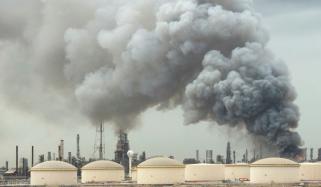 امریکا اور اسرائیل کی ایران سے جنگ، خلیجی ممالک مشکل میں