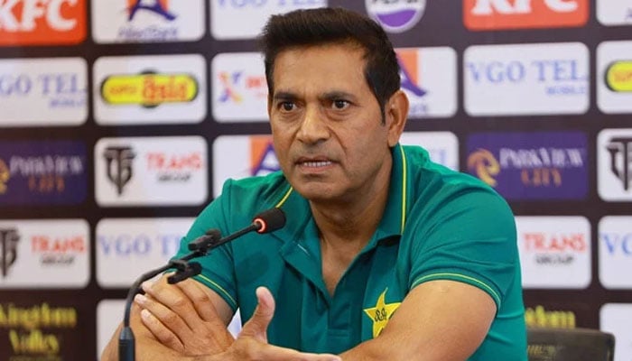 ڈائریکٹر ہائی پرفارمنس عاقب جاوید—فائل فوٹو