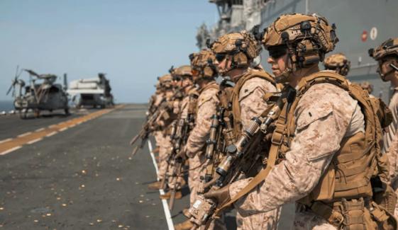 امریکا کا مشرق وسطیٰ میں مزید 5 ہزار فوجیوں کی تعیناتی کا اعلان