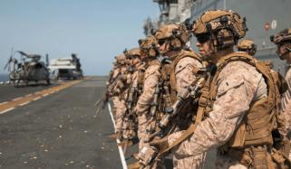 امریکا کا مشرق وسطیٰ میں مزید 5 ہزار فوجیوں کی تعیناتی کا اعلان