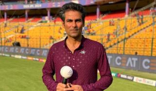 سلمان آغا کو مہدی حسن میراز کی جانب سے آؤٹ کرنے پر محمد کیف کا ردعمل