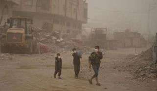 غزہ میں ریت کا طوفان، تباہ حال فلسطینی مشکلات کا شکار