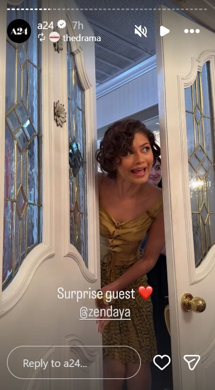Zendaya has once again got tongues wagging about her secret wedding to Tom Holland