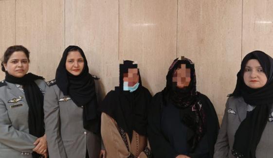 سعودی عرب سے ڈی پورٹ ہو کر پاکستان پہنچنے والی 3 خواتین گرفتار