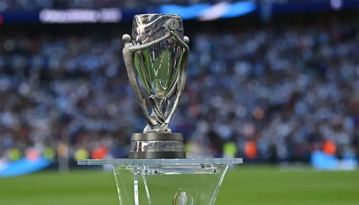 فینالیسیما ٹرافی—فائل فوٹو